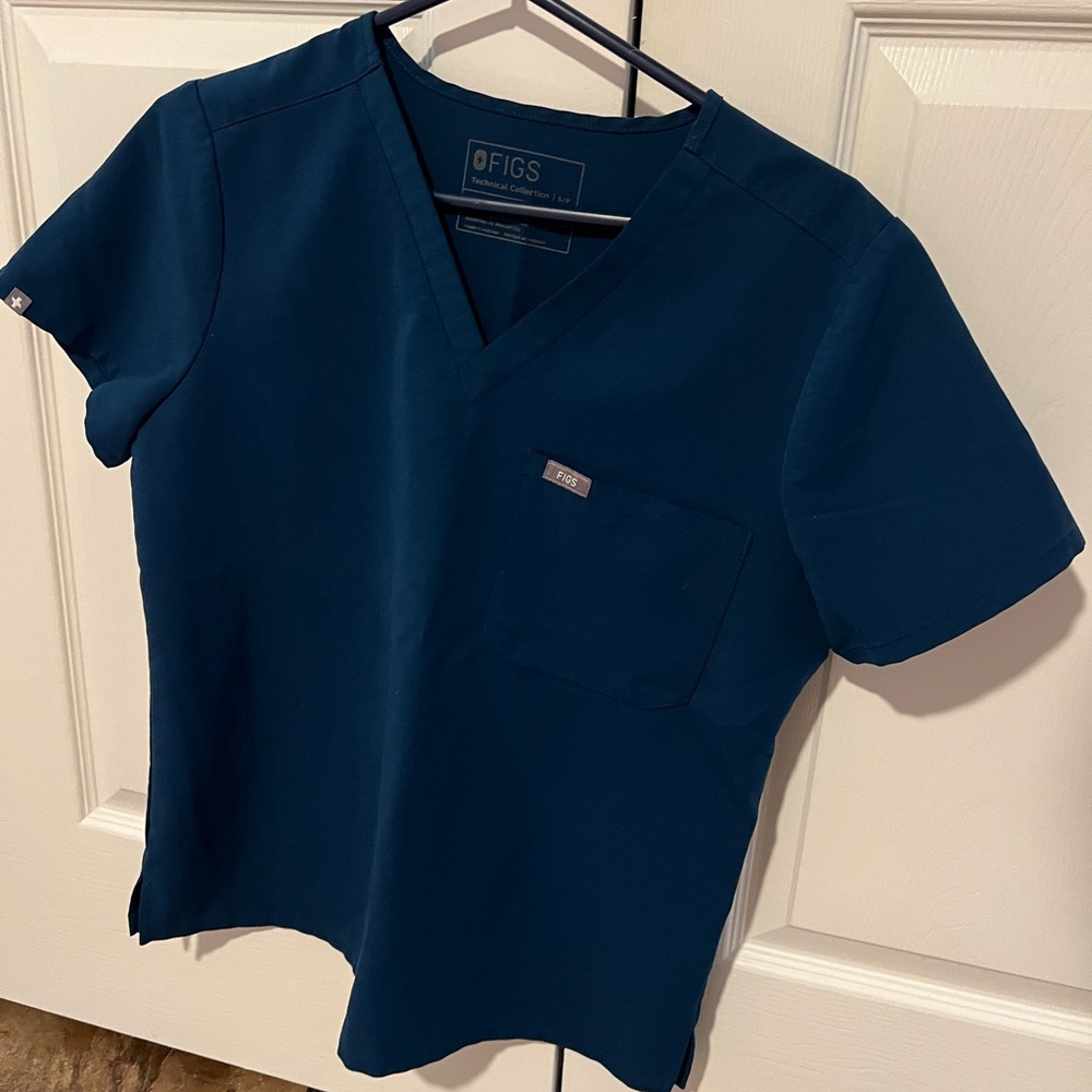 Figs Deep Reef Catarina One Pocket Scrub Top